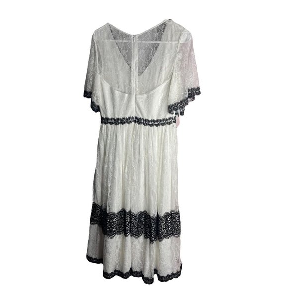 Wolf And Badger Nissa Dress EU 40 US 8 White Black Lace V Neck MIDI Short Sleeve - Picture 4 of 11